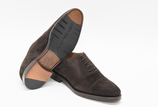 Zapato cordones de ante. Fabricación Goodyear