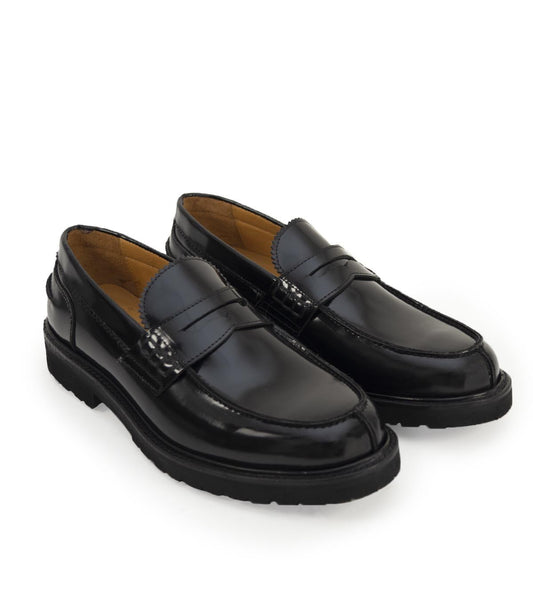 Men's black loafer shoes